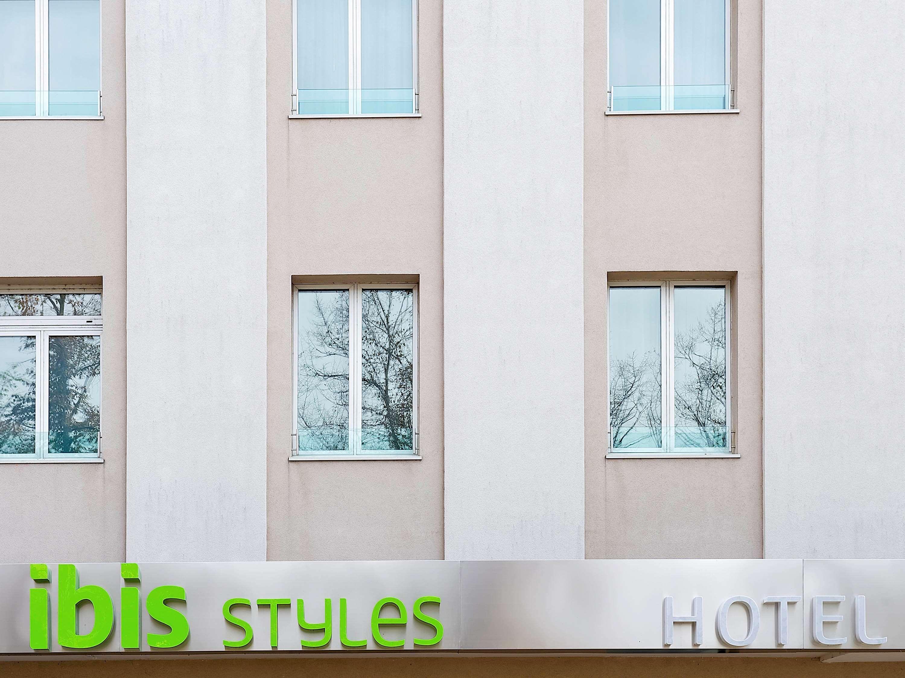 Ibis Styles Parma Toscanini Exterior foto