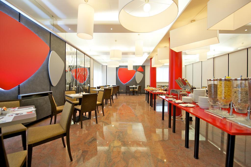 Ibis Styles Parma Toscanini Exterior foto