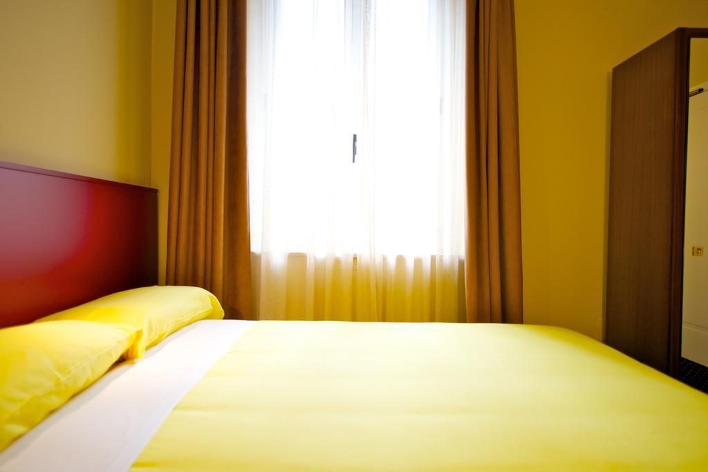 Ibis Styles Parma Toscanini Exterior foto