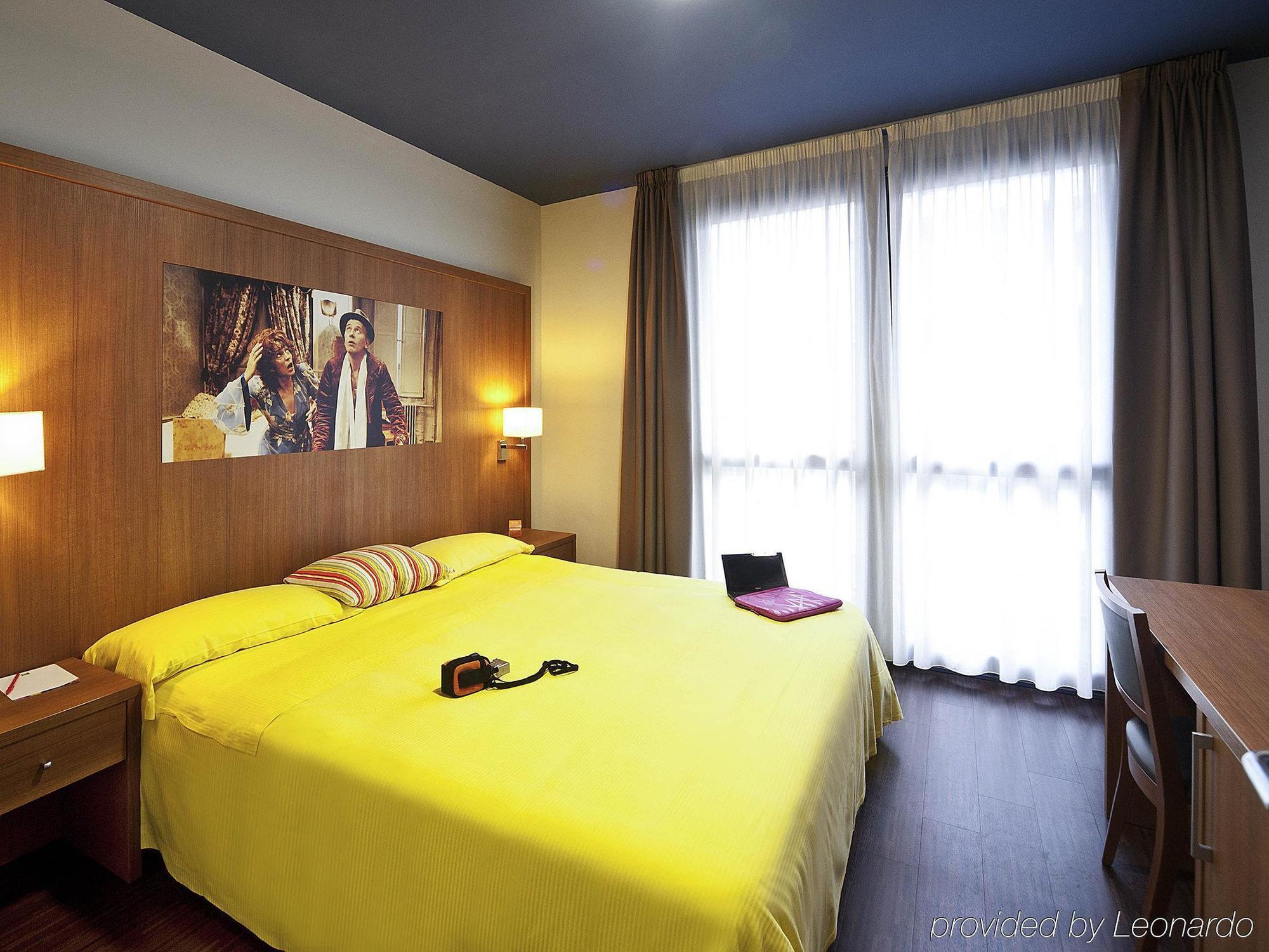 Ibis Styles Parma Toscanini Exterior foto
