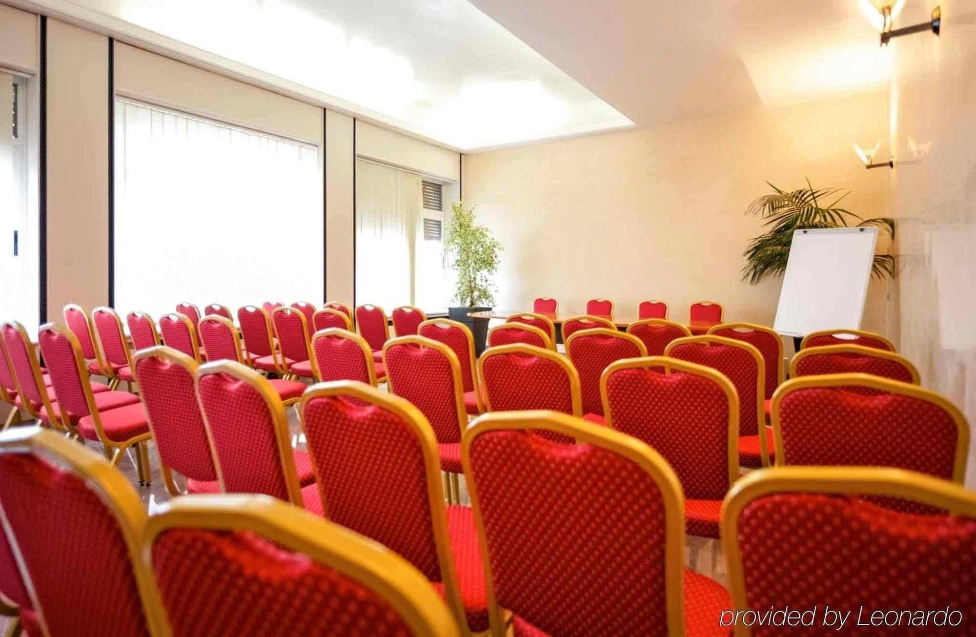 Ibis Styles Parma Toscanini Exterior foto
